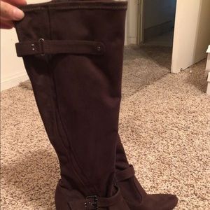 Brown knee high boots size 7.5